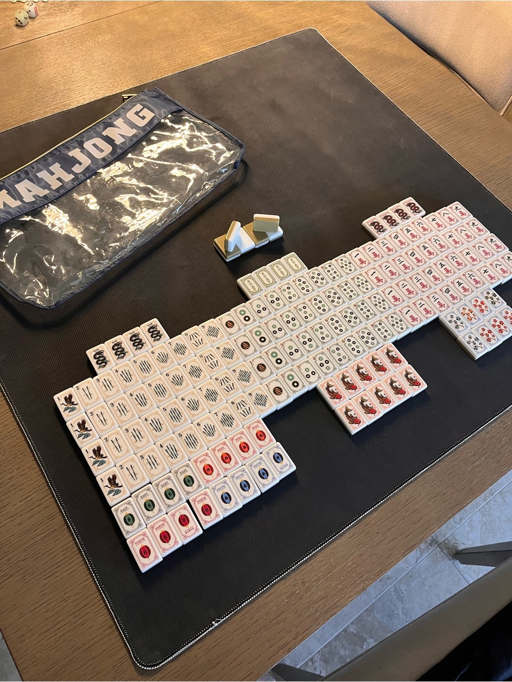 Gorgeous American Mahjong Tile Set & Bag Cranes Koi Similar To Sunday Mahjong